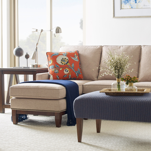 Living Room Furniture At Jordan S Furniture Ma Me Nh Ri And Ct