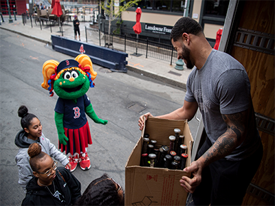 Sox players lending a helping hand